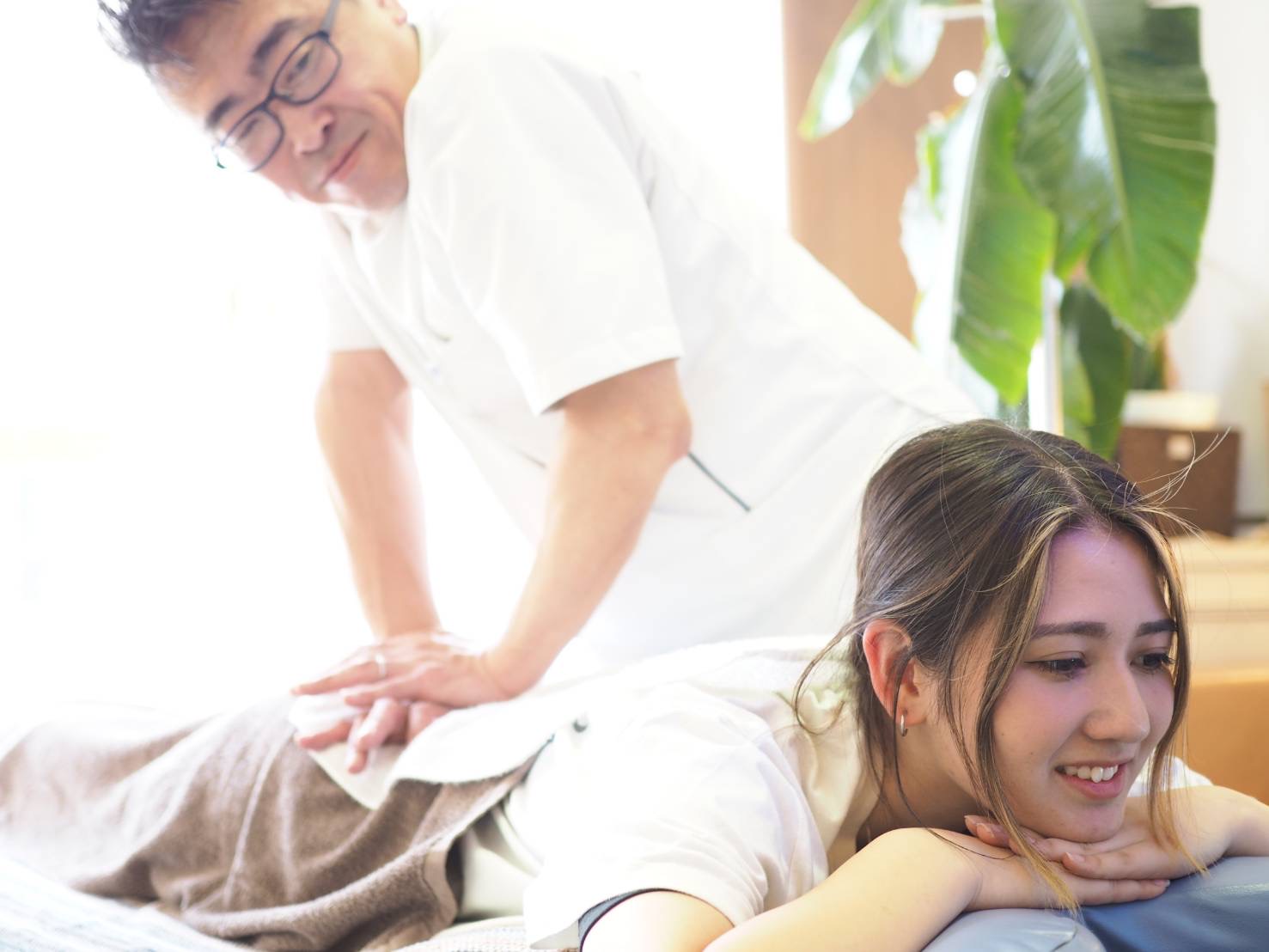 大和市の整体院 大和整体院OTAGでの施術風景